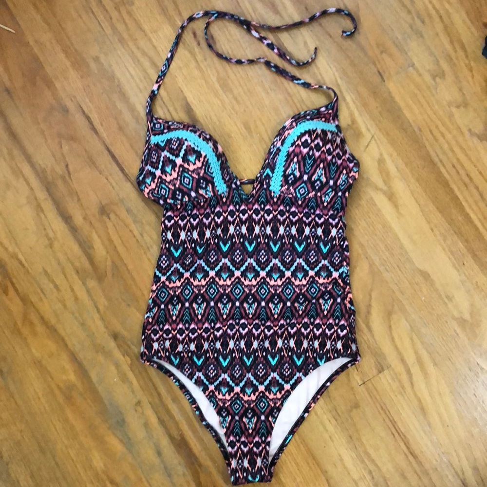 Shade & Shore One Piece Bathing Suit
